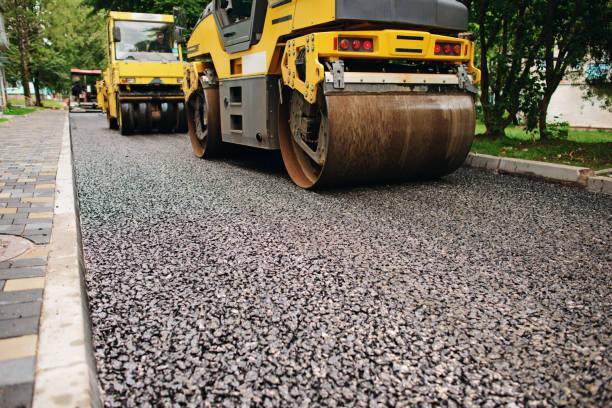Best Driveway Paving Contractor  in Richmond, MI